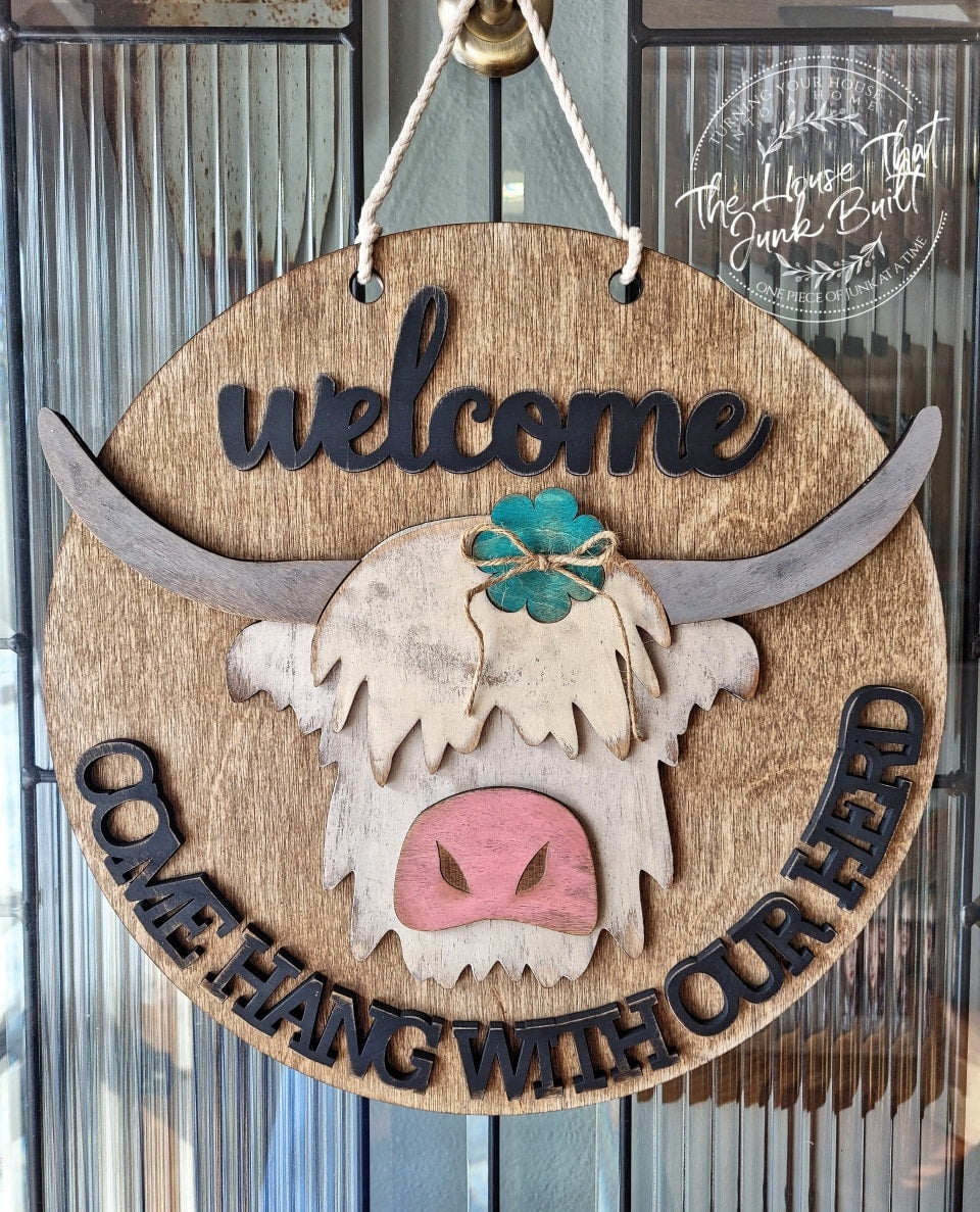 Highland Cow door hanger