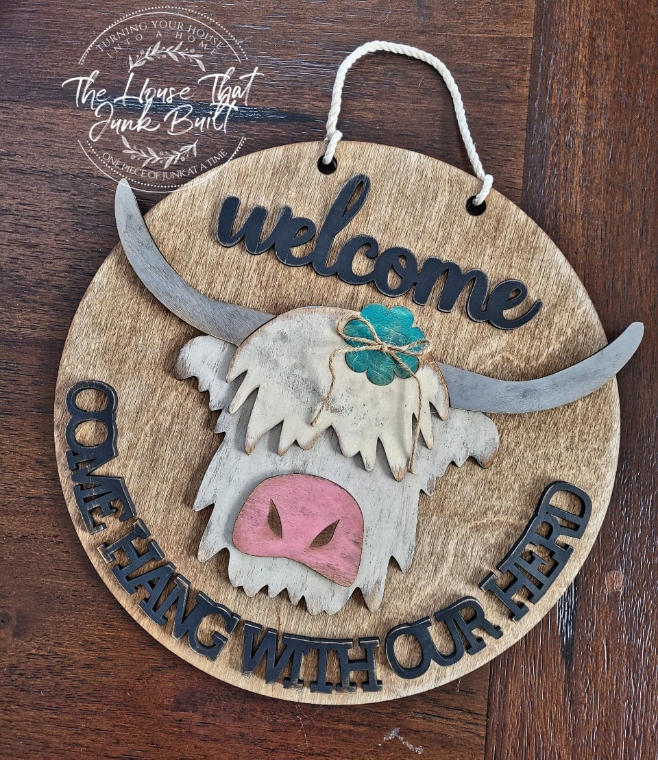 Highland Cow door hanger